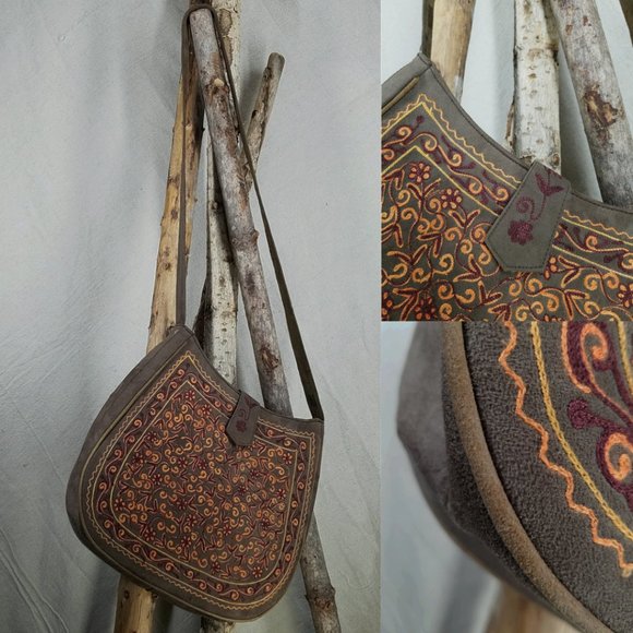 TONI Handbags - TONI Embroidered | Unique | Large Cross-Body Leather Bag